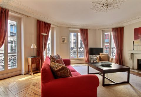 2&nbsp;bedrooms apartment rental in Paris, Rue de Vaugirard