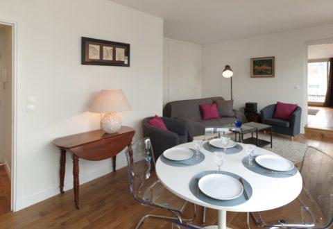 2&nbsp;bedrooms apartment rental in Paris, Rue du Montparnasse
