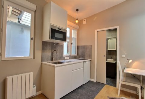 Studio rental in Paris, Rue Abel Hovelacque