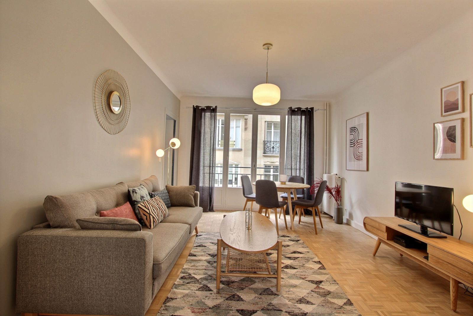 2&nbsp;bedrooms apartment rental in Paris, Rue de Fleurus