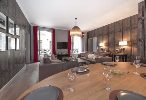 2&nbsp;bedrooms apartment rental in Paris, Rue d'Anjou