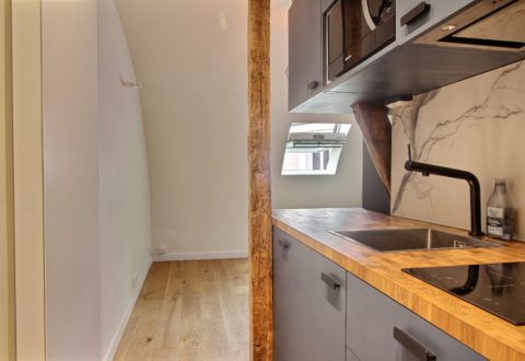 Studio meublé à Paris, Rue Monge