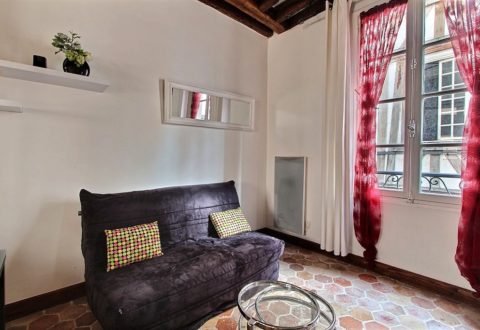 1&nbsp;bedroom apartment rental in Paris, Rue de la Huchette