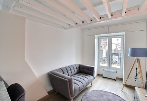 Furnished apartment 1&nbsp;bedroom in Paris 6th, Rue Bonaparte