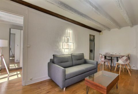 Furnished apartment 1&nbsp;bedroom in Paris 15th, Rue de Sèvres