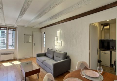 Location appartement 2&nbsp;pièces à Paris, Rue de Sèvres
