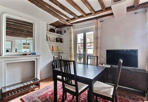 2&nbsp;bedrooms apartment rental in Paris, Rue Rollin