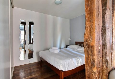 Studio rental in Paris, Rue d'Assas