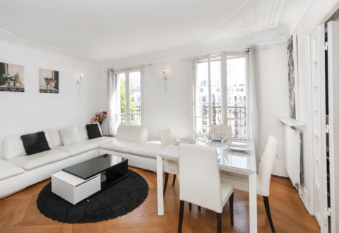 Furnished apartment 2&nbsp;bedrooms in Paris 1st, Rue des Halles