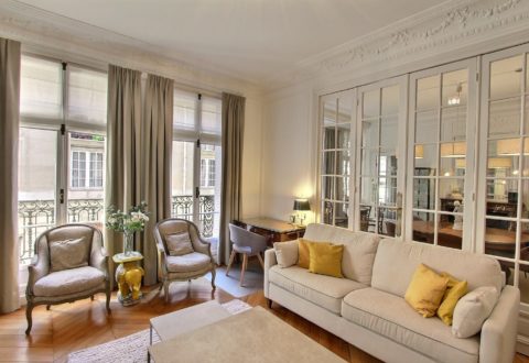 Furnished apartment 3&nbsp;bedrooms in Paris 6th, Rue du Regard