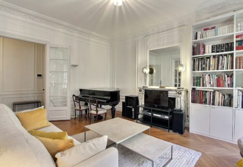 3&nbsp;bedrooms apartment rental in Paris, Rue du Regard