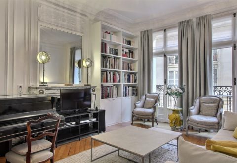3&nbsp;bedrooms apartment rental in Paris, Rue du Regard