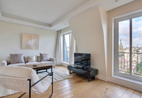 Furnished apartment 2&nbsp;bedrooms in Paris 5th, Rue Lagrange