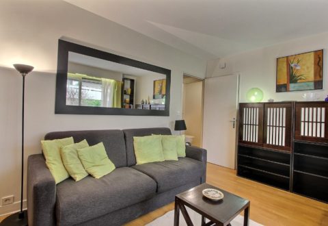 Studio meublé à Paris, Rue Duguay Trouin