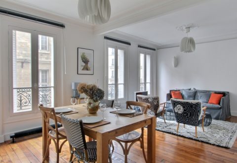 Location appartement 2&nbsp;pièces à Paris, Rue des Chartreux