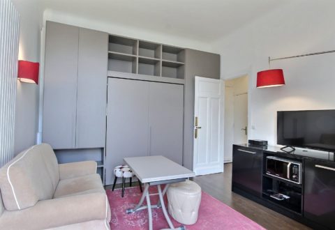 1&nbsp;bedroom apartment rental in Paris, Avenue des Champs-Élysées