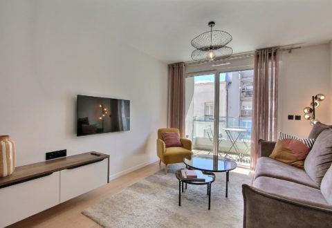 Furnished apartment 1&nbsp;bedroom in Paris 15th, Rue de Lourmel