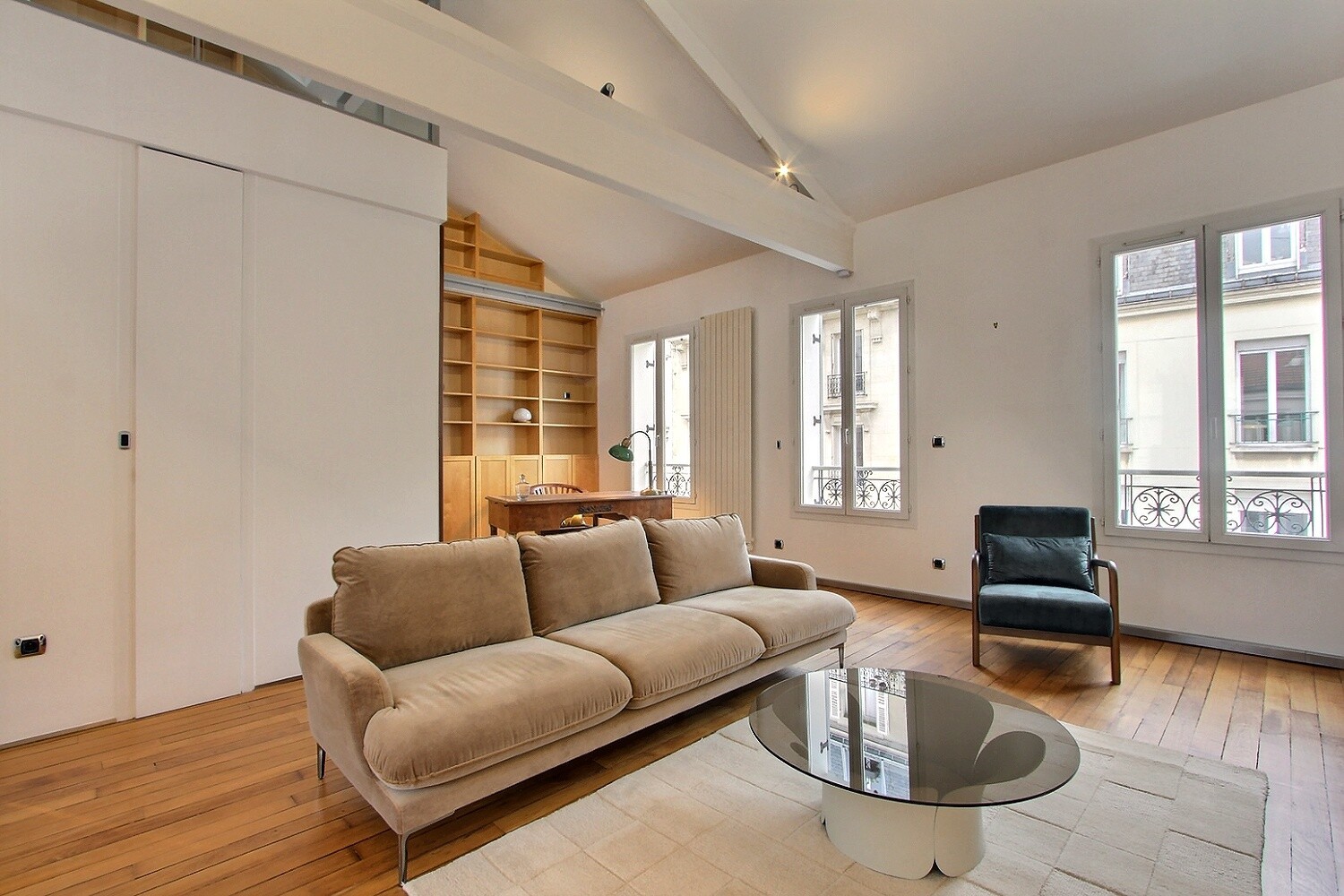 3&nbsp;bedrooms apartment rental in Paris, Rue de l'Amiral Roussin