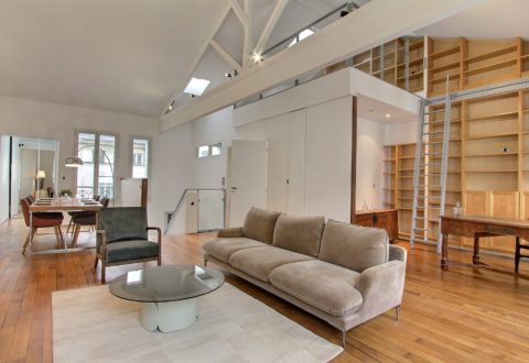 3&nbsp;bedrooms apartment rental in Paris, Rue de l'Amiral Roussin